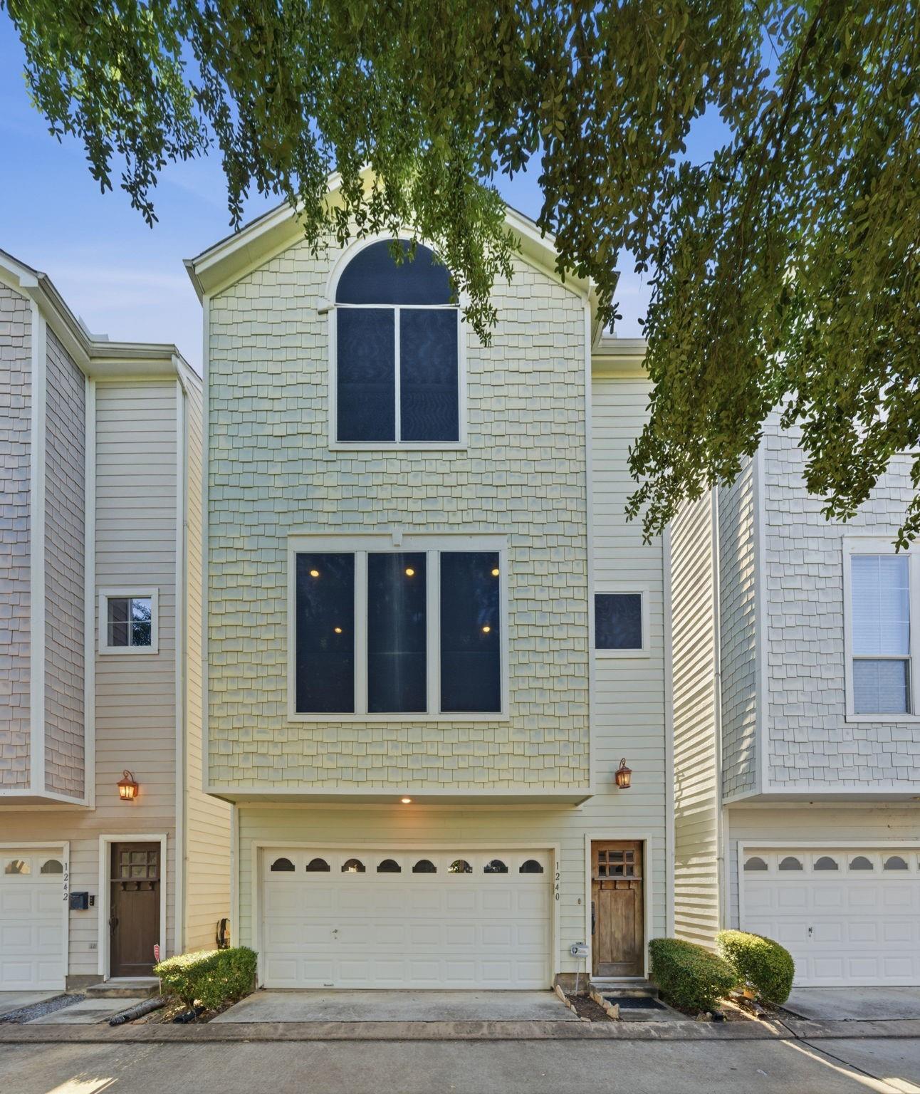 Houston Heights Area home HH-008 photo 3