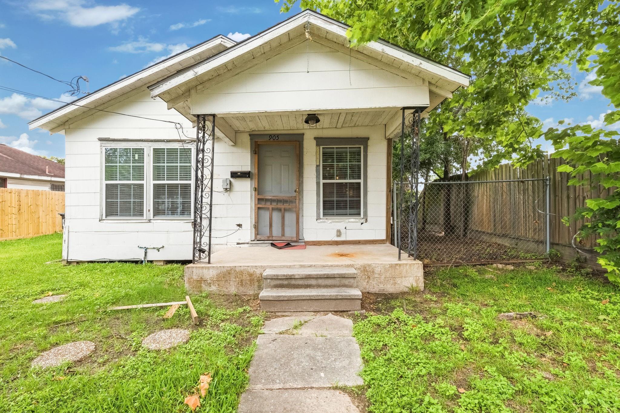 Houston Heights Area home HH-009 photo 2