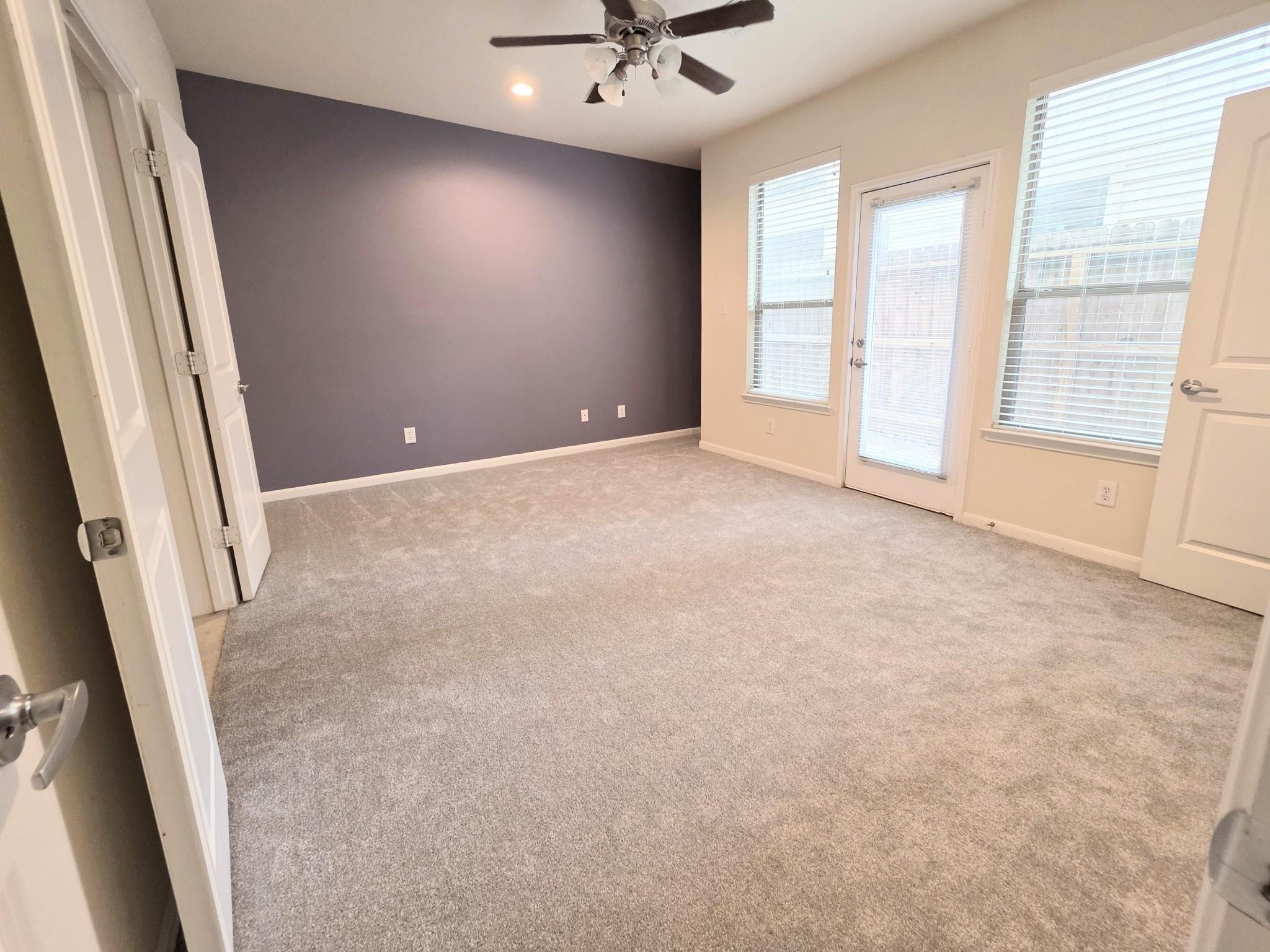 Cottage Grove / Washington Corridor Area home HH-014 photo 4
