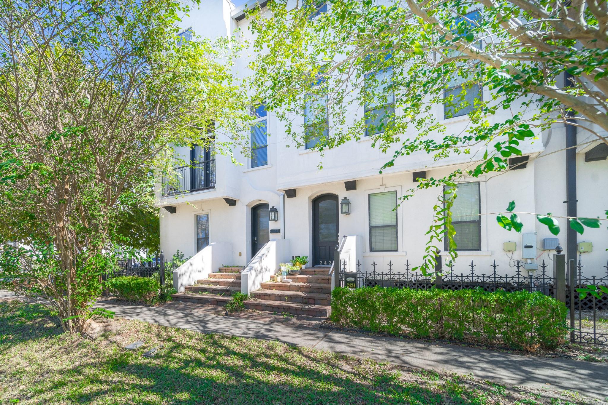 Shady Acres / Greater Heights Area home HH-019