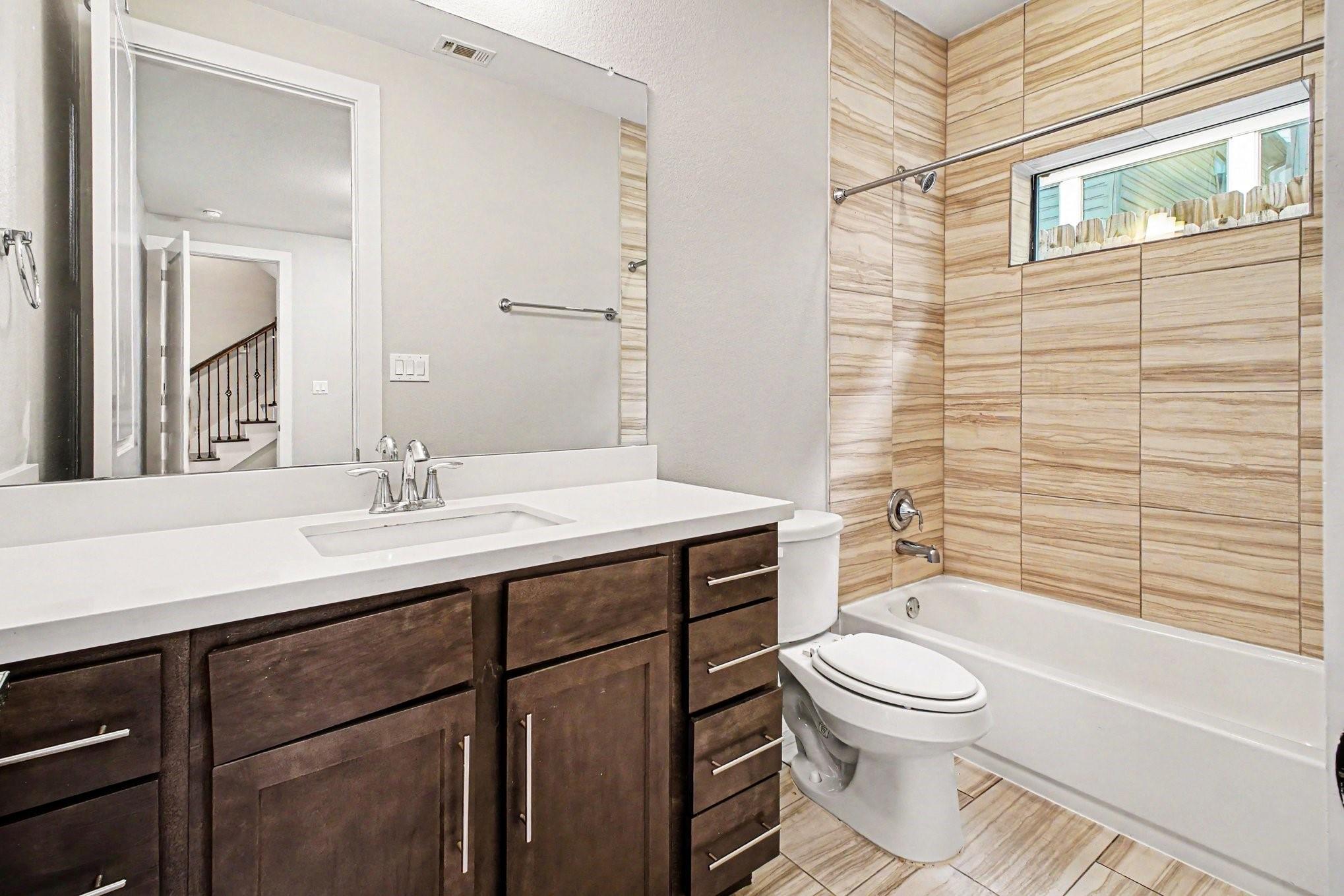 Timbergrove / Lazybrook Area home HH-022 photo 5
