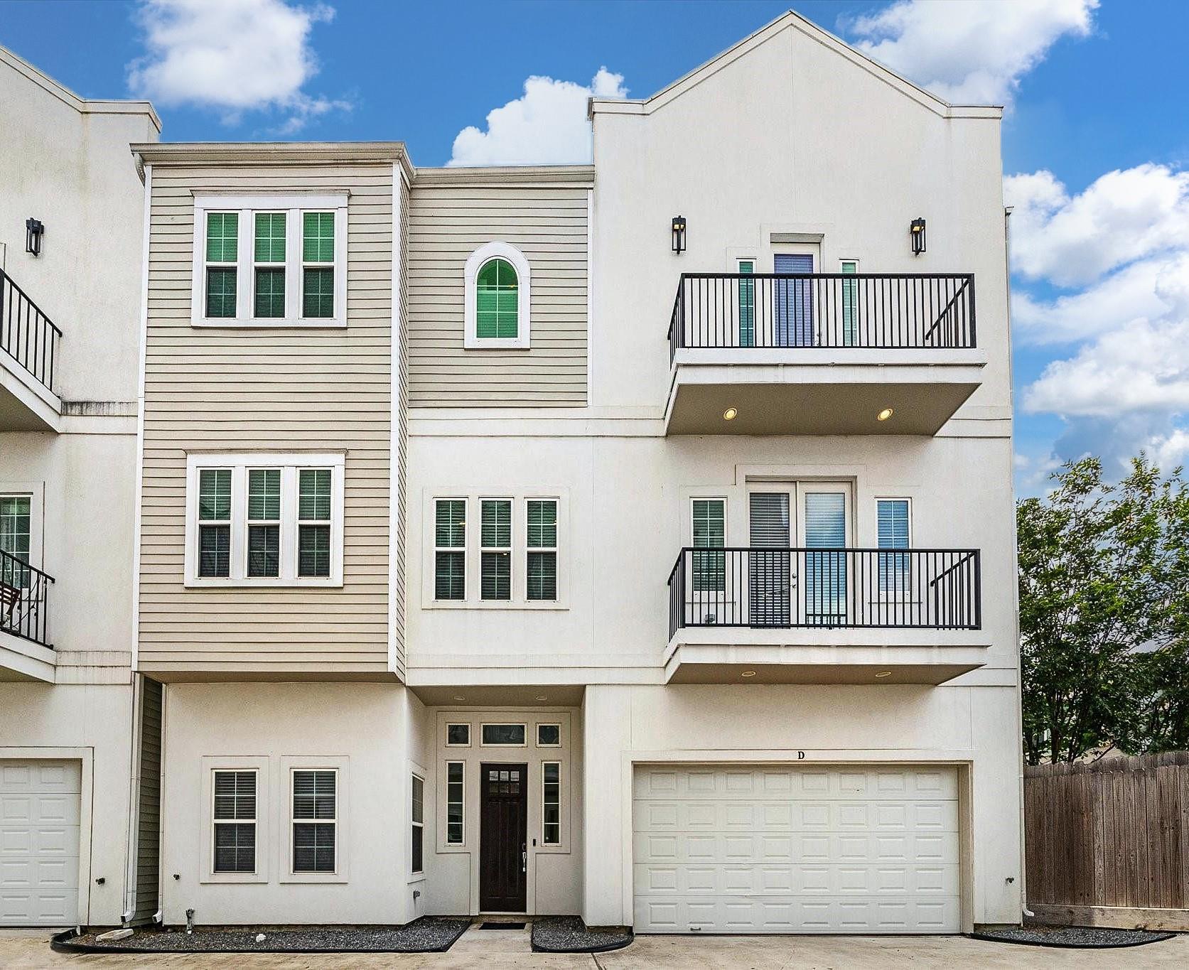 Shady Acres / Greater Heights Area home HH-024