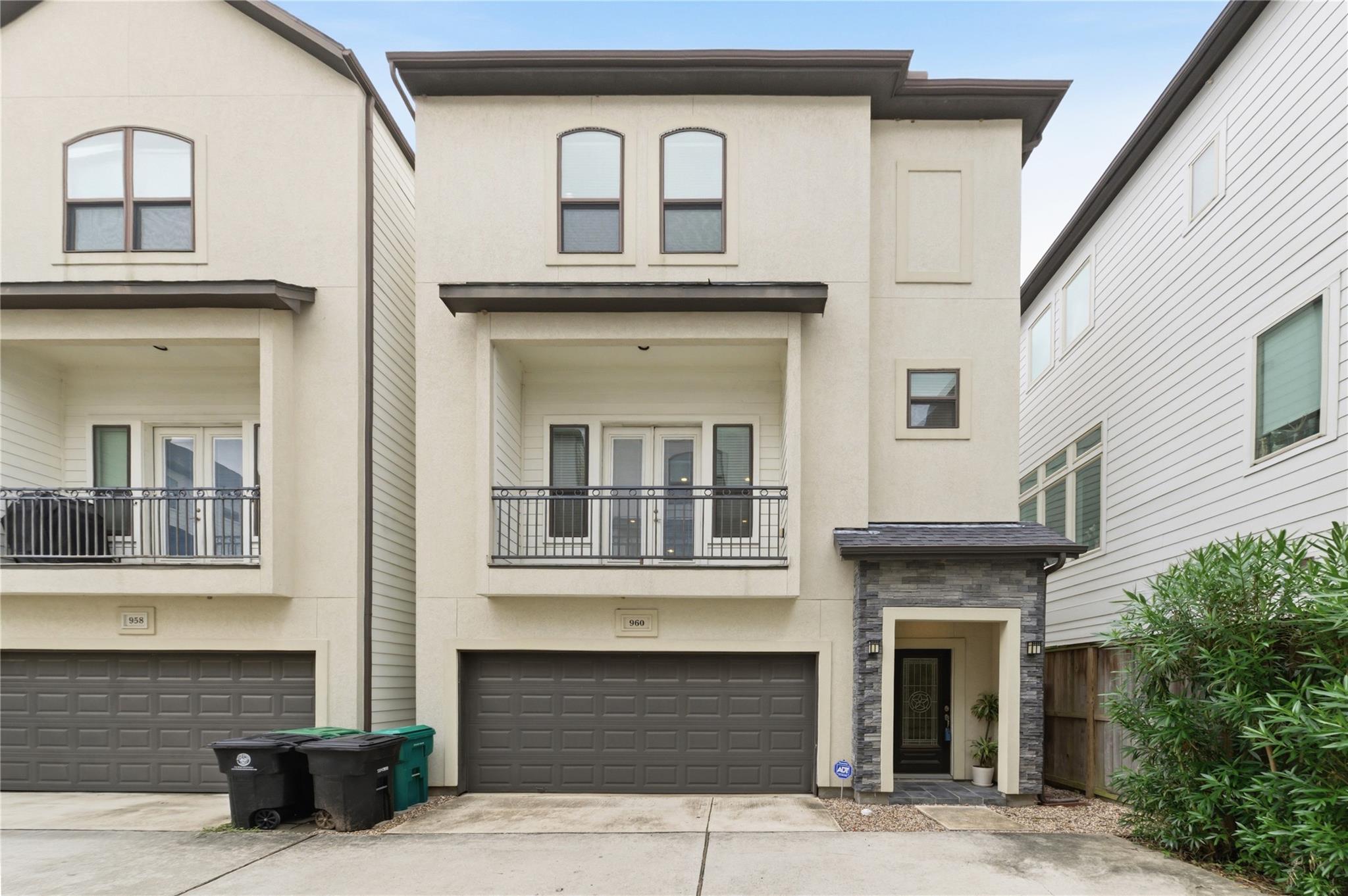 Shady Acres / Greater Heights Area home HH-027