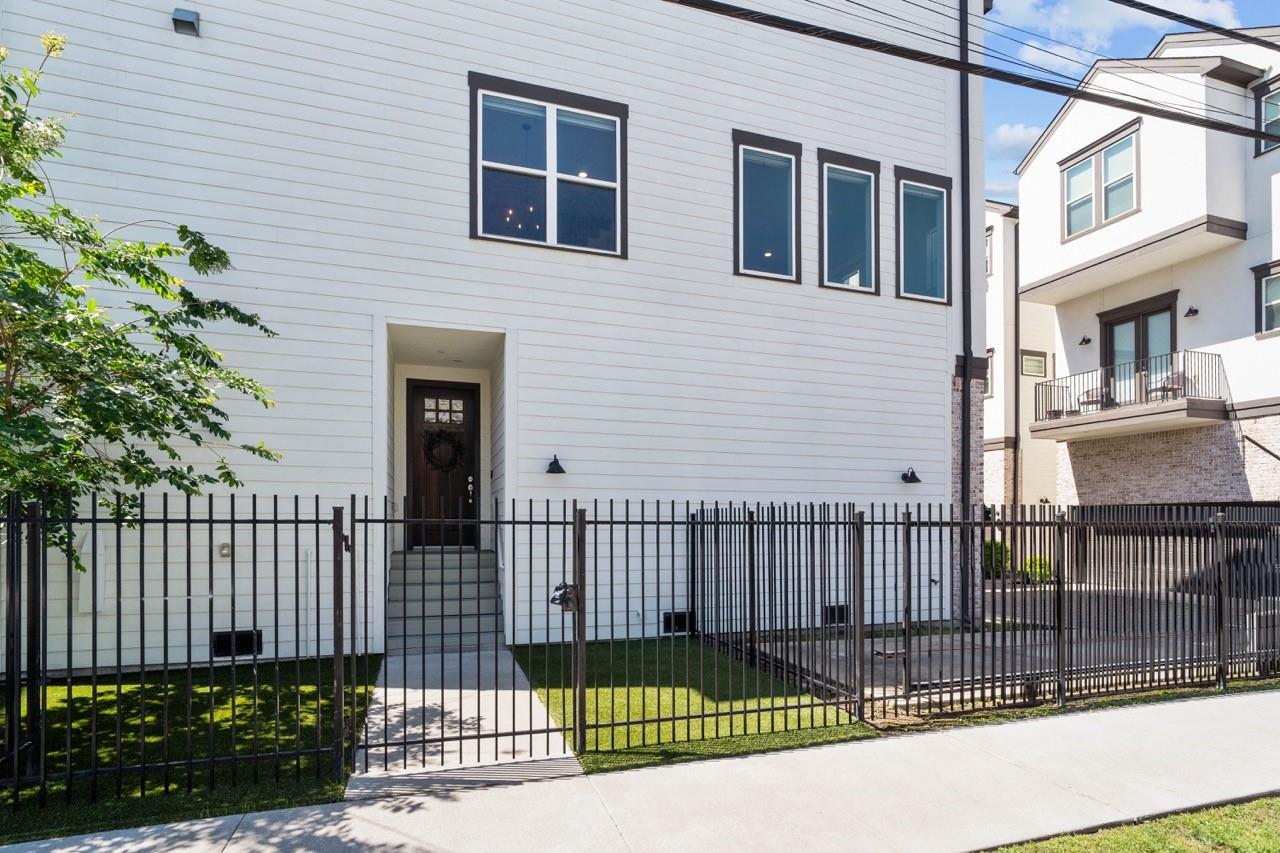 Houston Heights Area home HH-029 photo 5