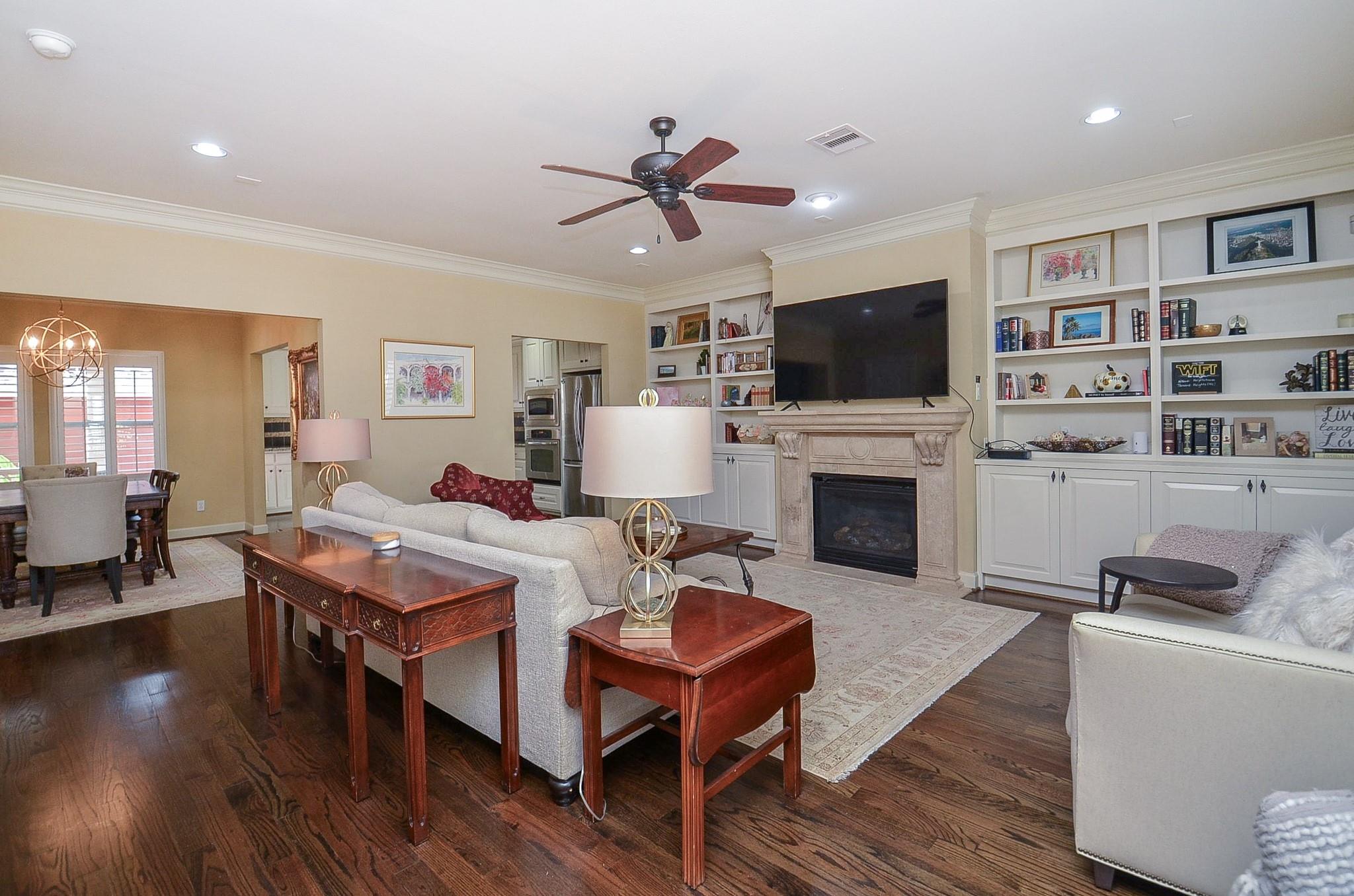 Houston Heights Area home HH-032 photo 6