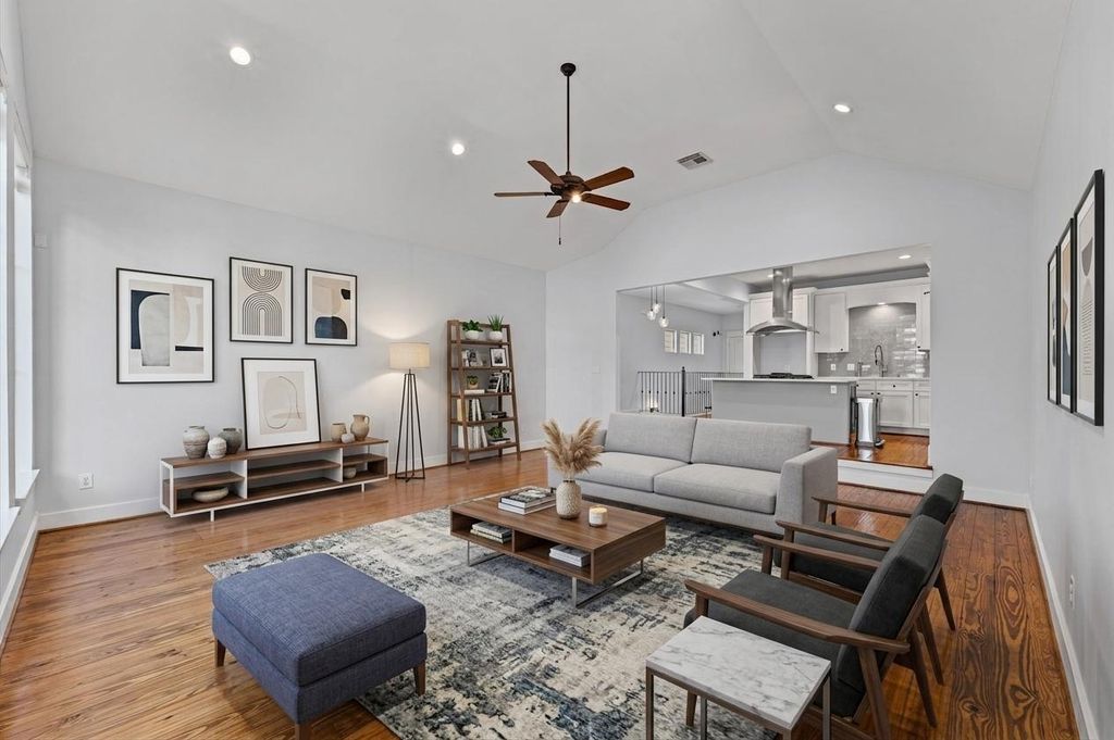Houston Heights Area home HH-039 photo 2