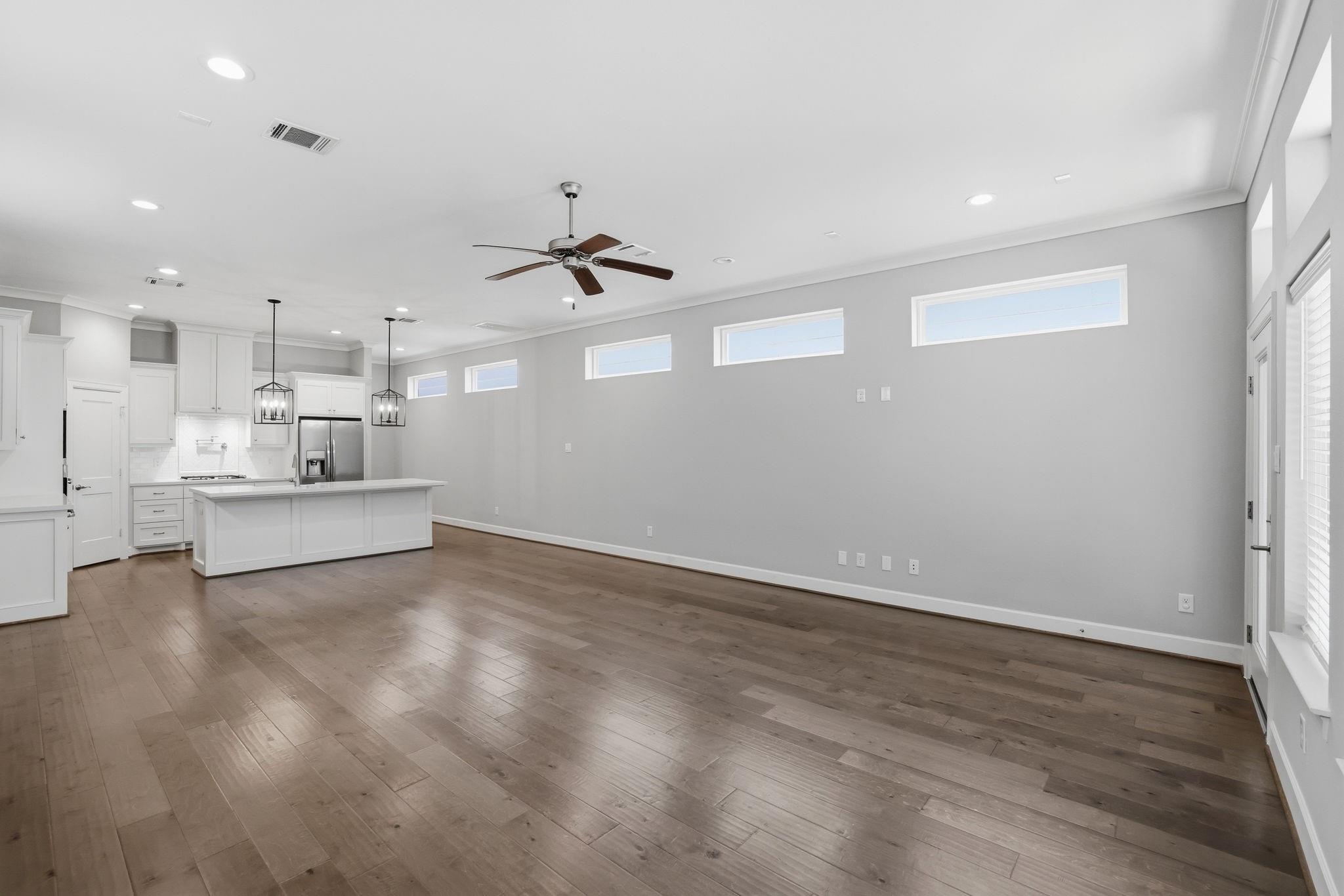 Cottage Grove / Washington Corridor Area home HH-044 photo 6
