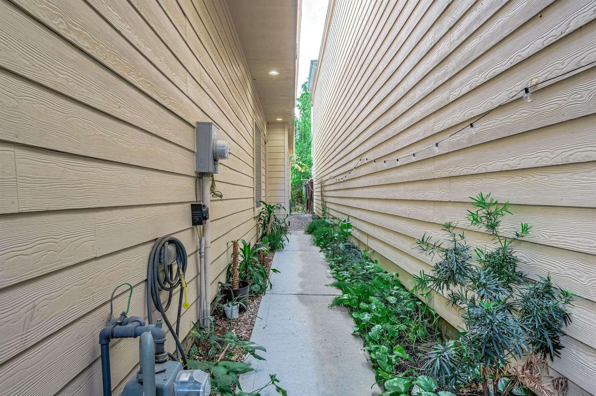 Cottage Grove / Washington Corridor Area home HH-052 photo 5