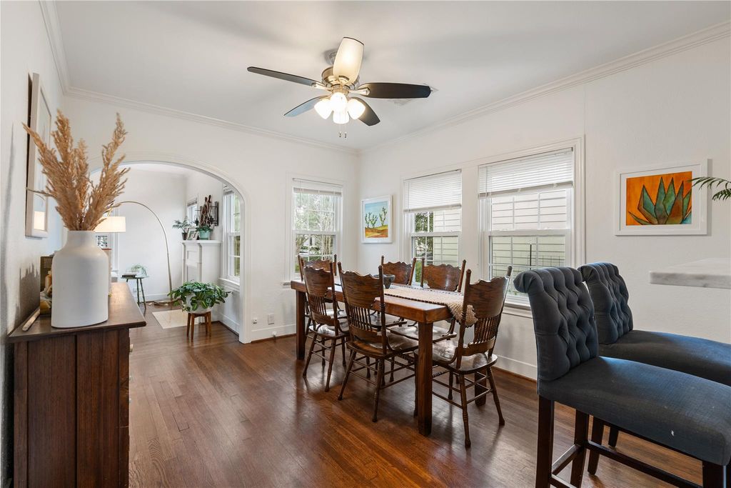 Houston Heights Area home HH-053 photo 5