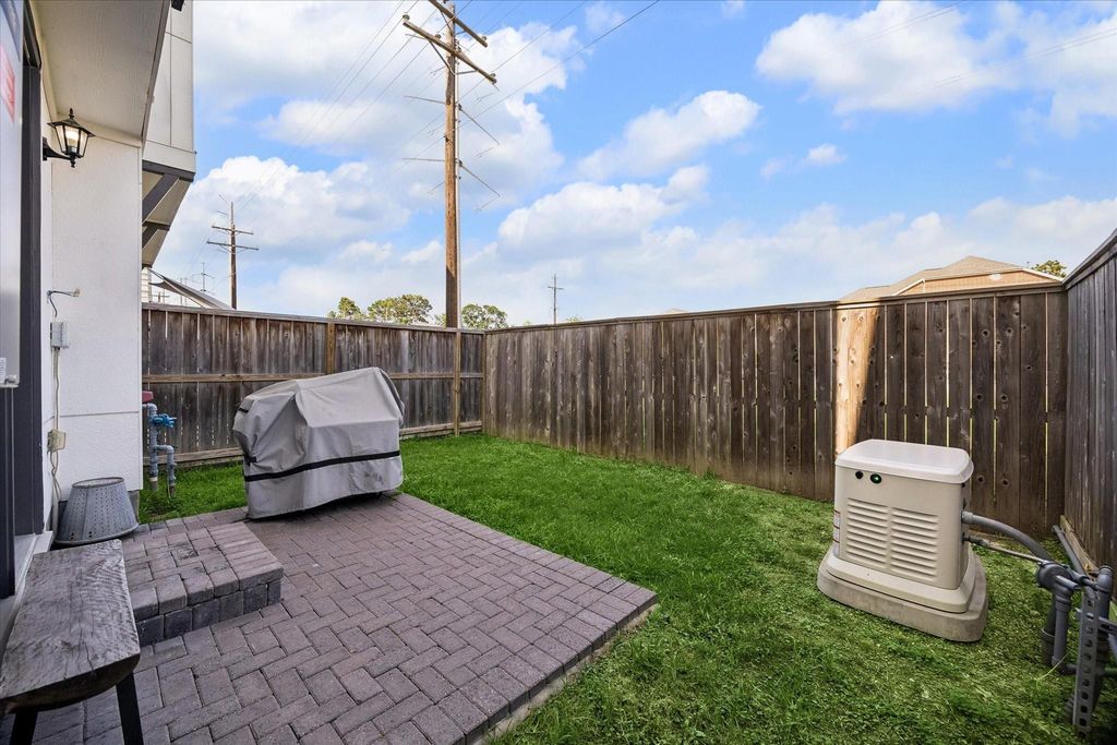 Timbergrove / Lazybrook Area home HH-057 photo 6