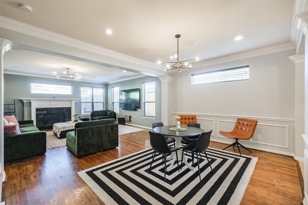 Houston Heights Area home HH-066 photo 5