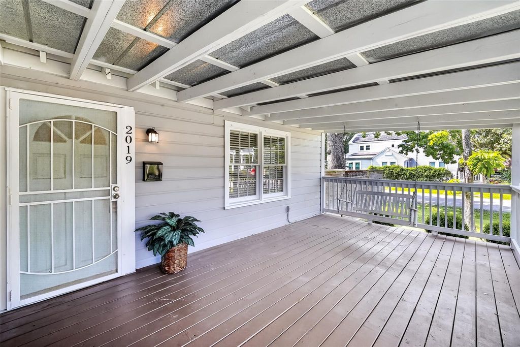 Houston Heights Area home HH-067 photo 6