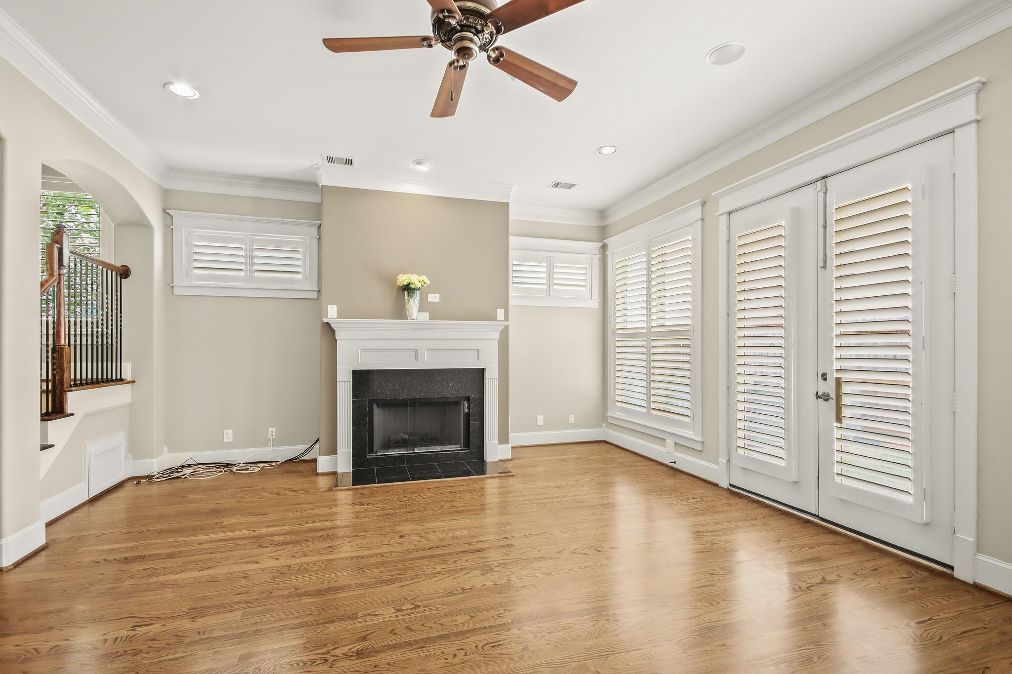 Houston Heights Area home HH-076 photo 5