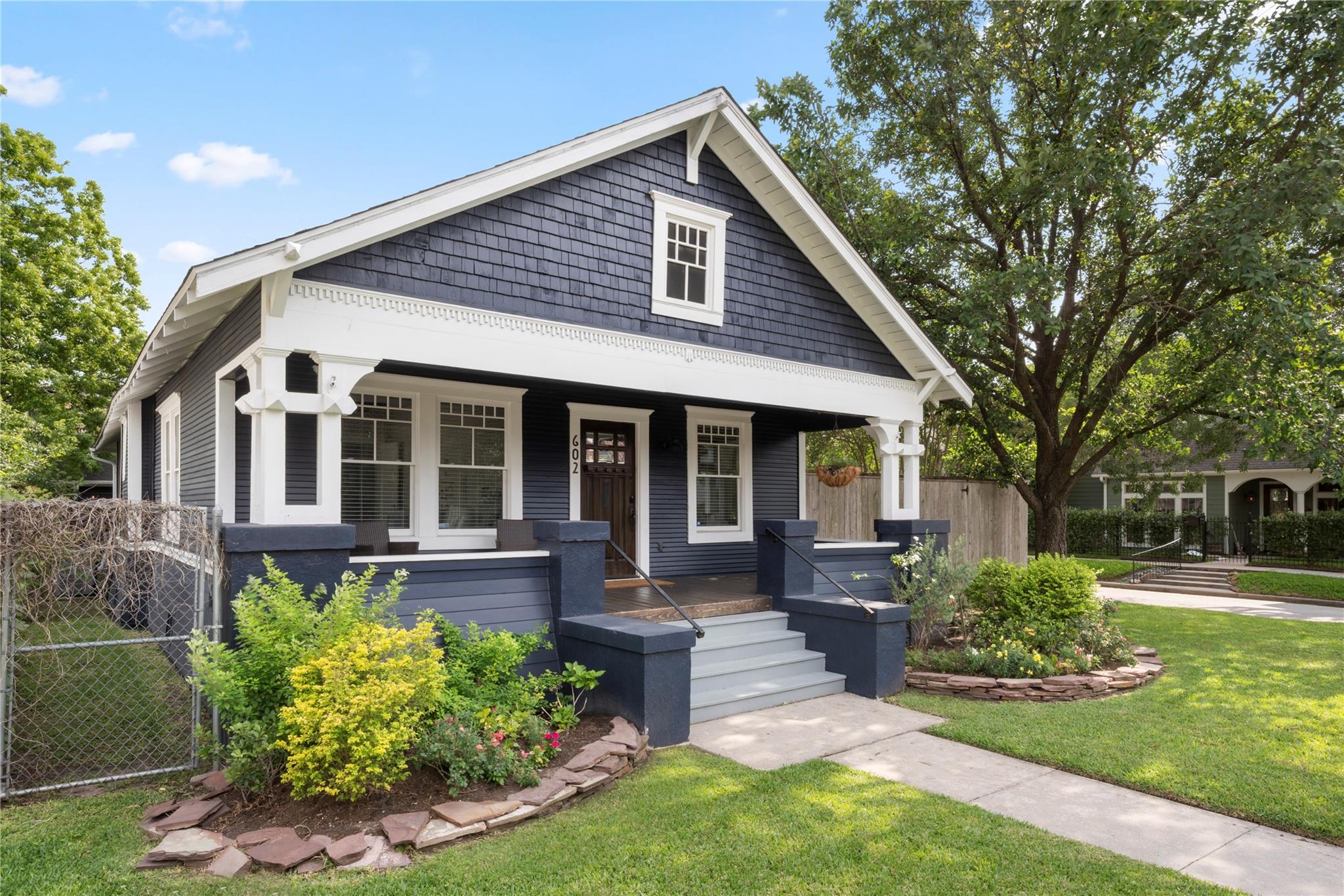 Shady Acres / Greater Heights Area home HH-079