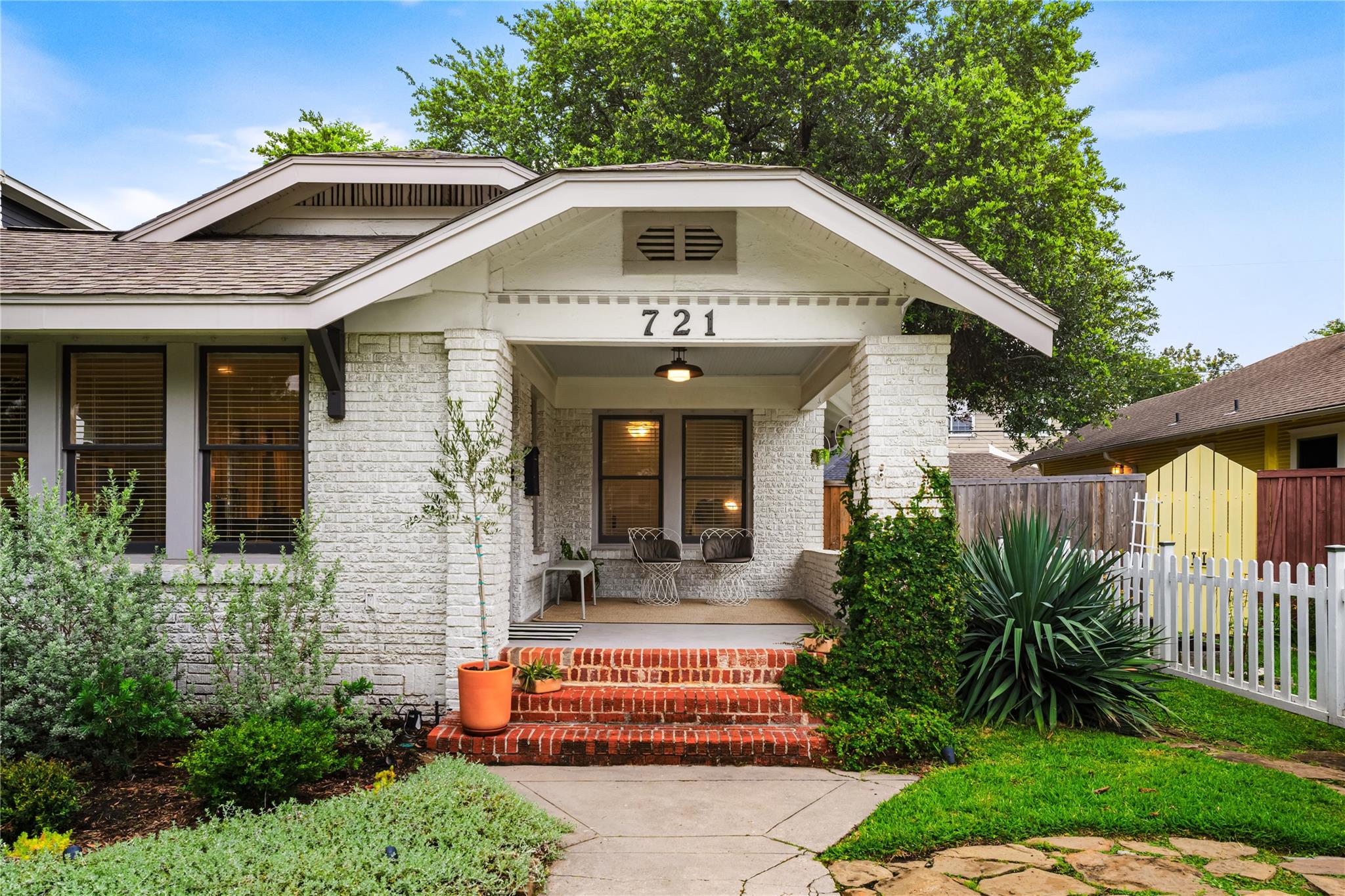 Houston Heights Area home HH-080 photo 2
