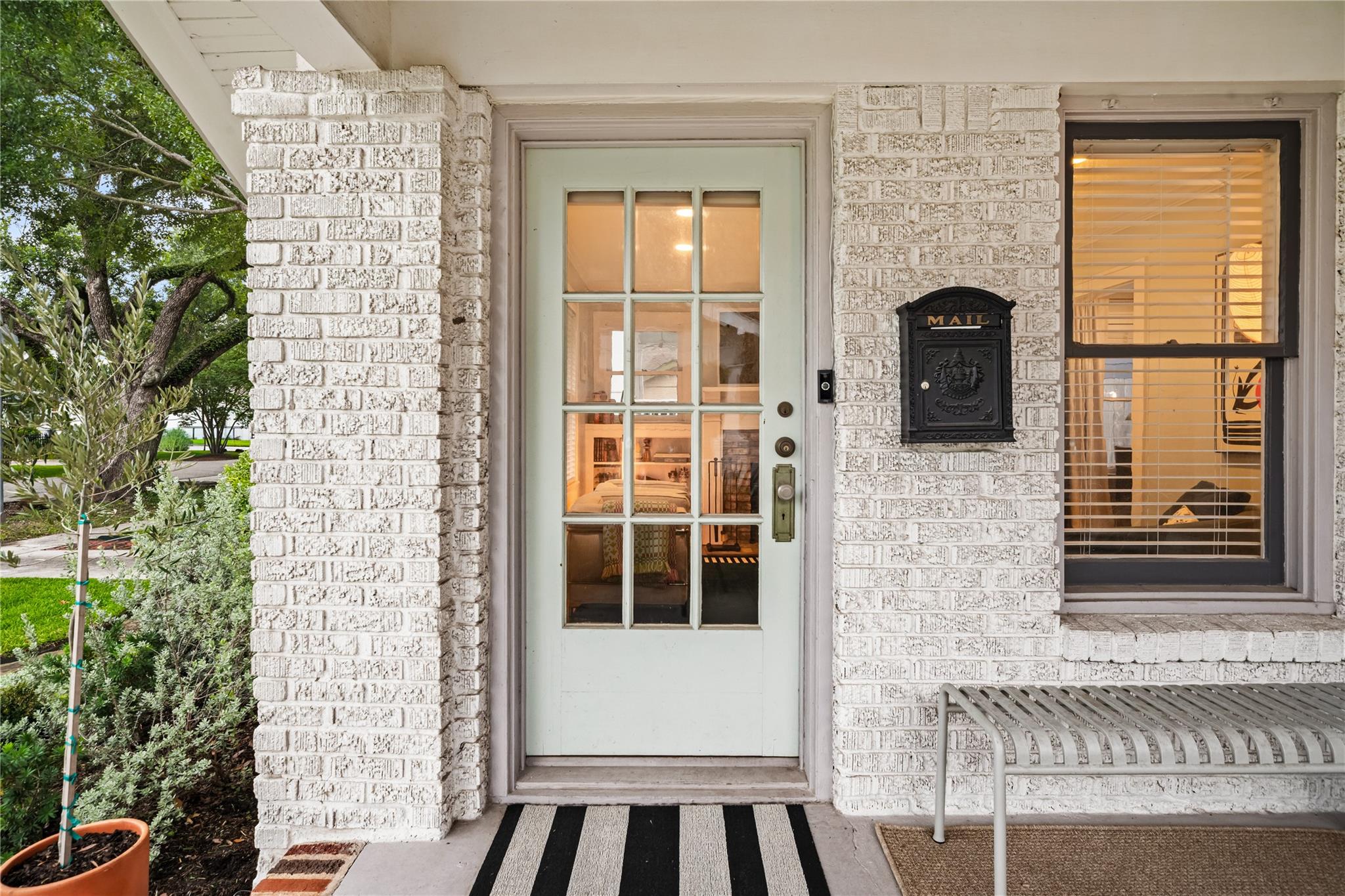 Houston Heights Area home HH-080 photo 4