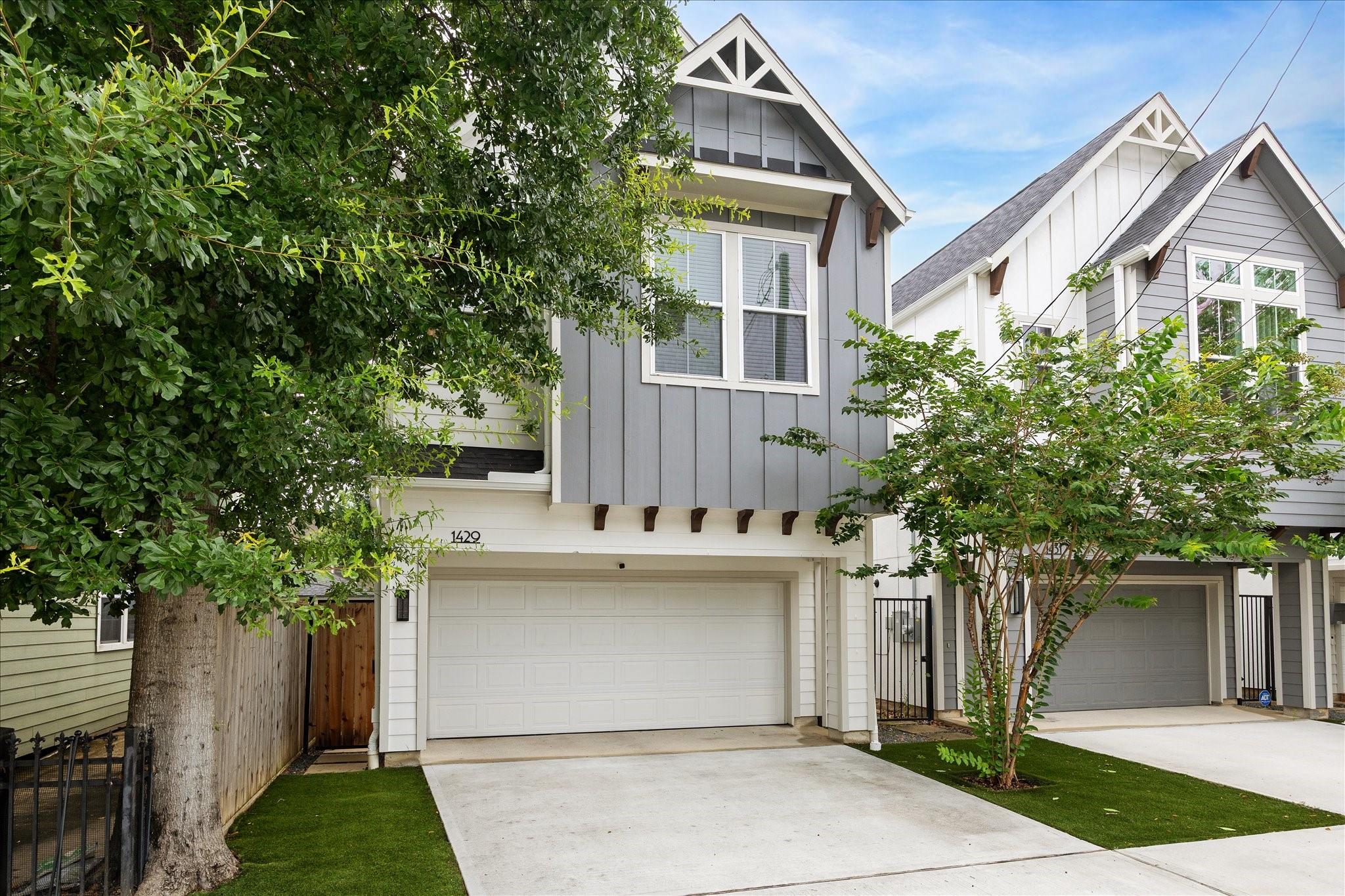 Shady Acres / Greater Heights Area home HH-081