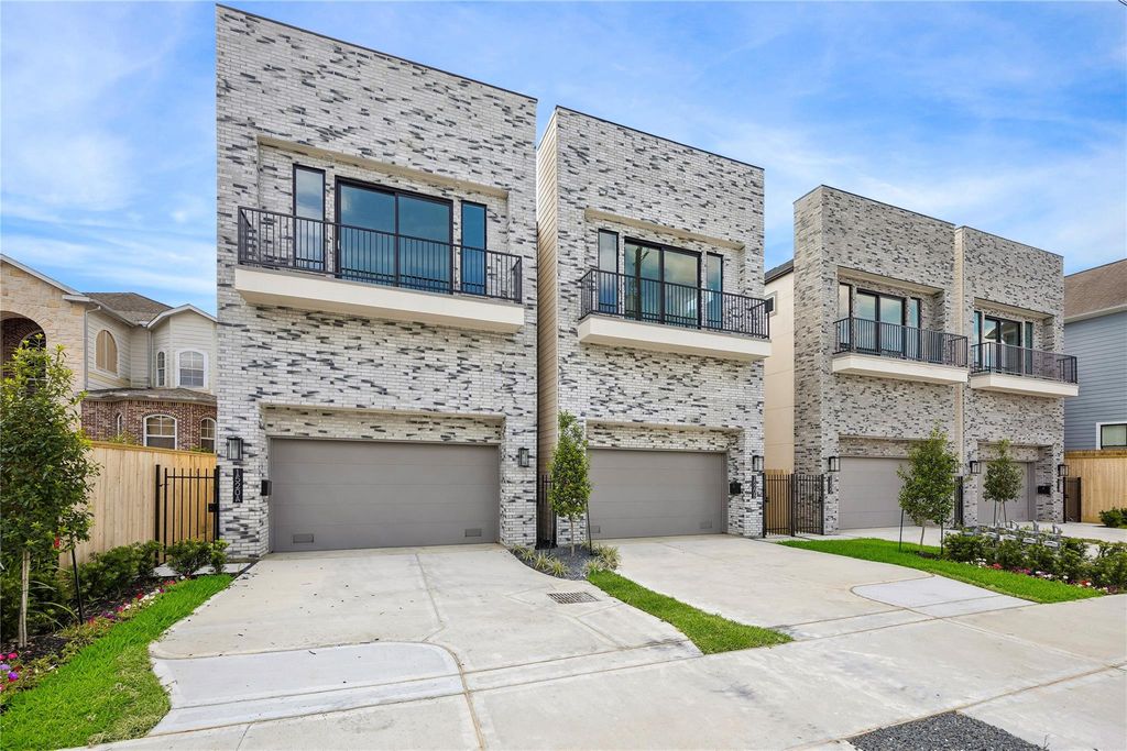 Houston Heights Area home HH-083