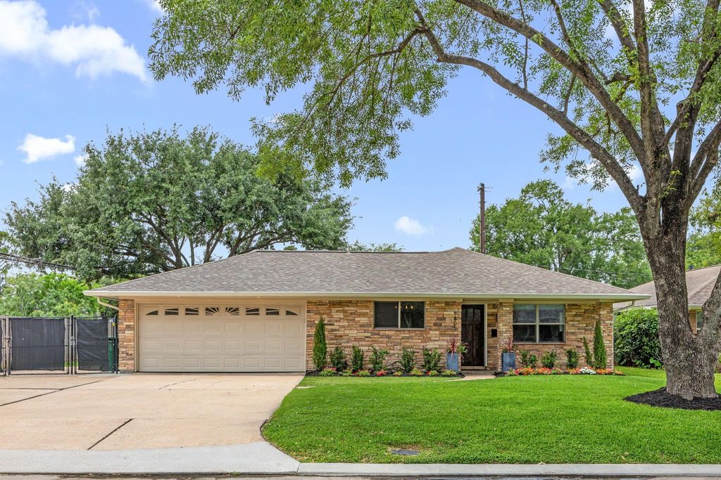 Timbergrove / Lazybrook Area home HH-086 photo 4