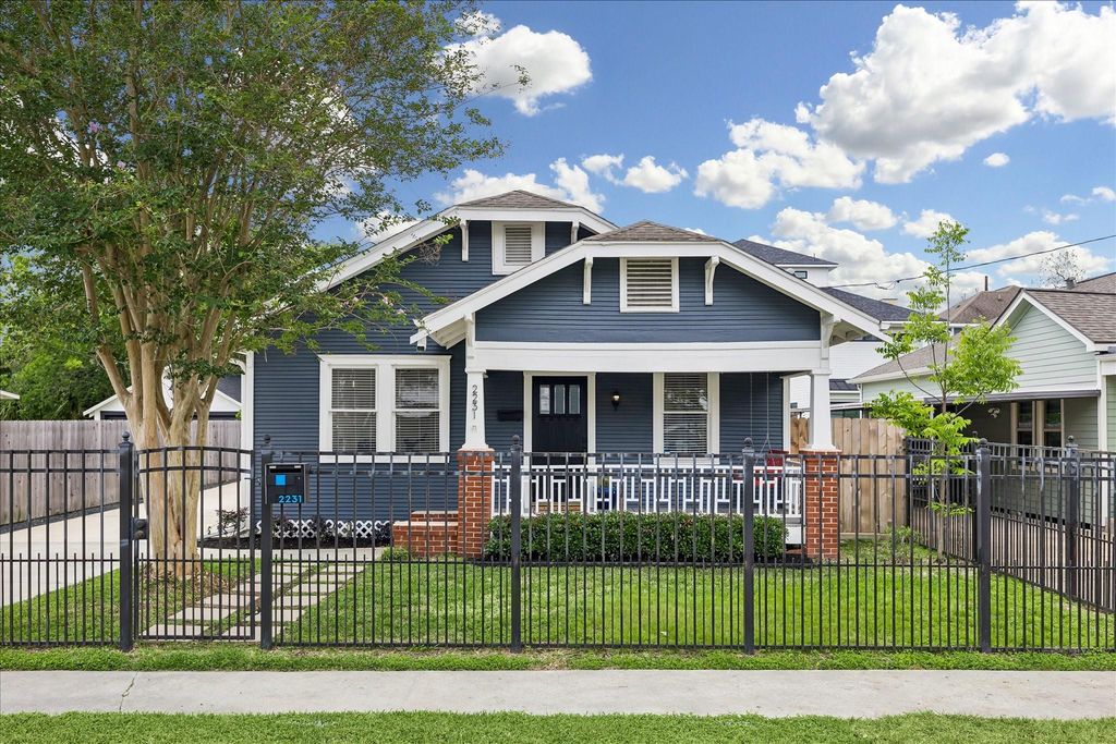Houston Heights Area home HH-100 photo 2