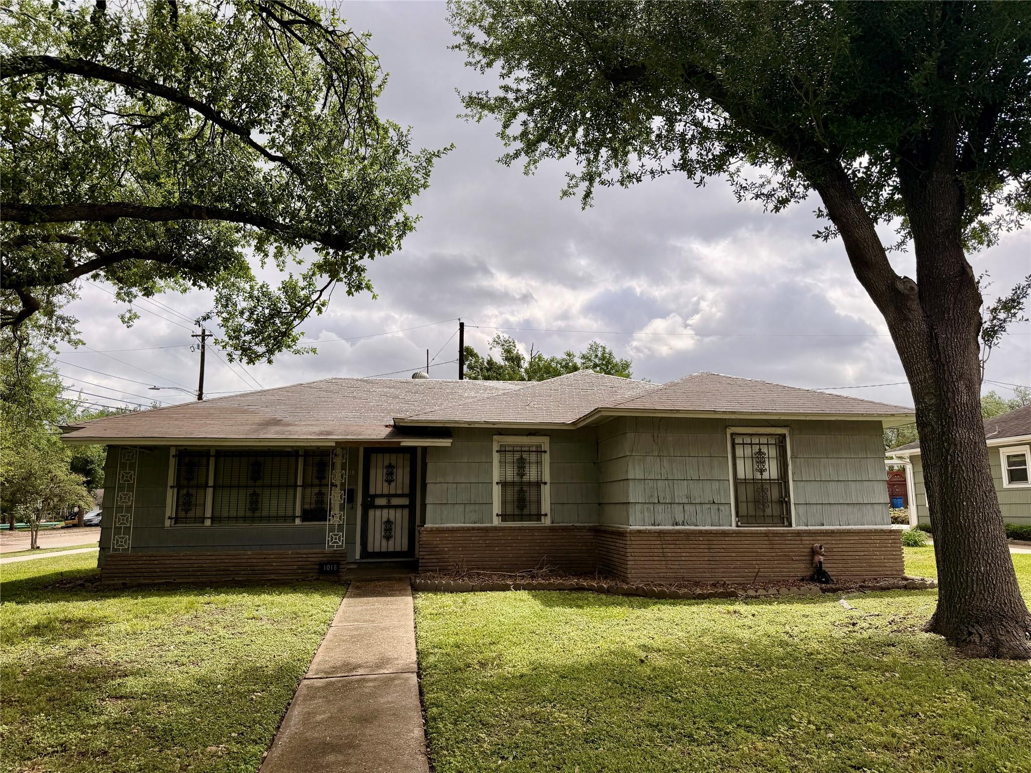 Timbergrove / Lazybrook Area home HH-101
