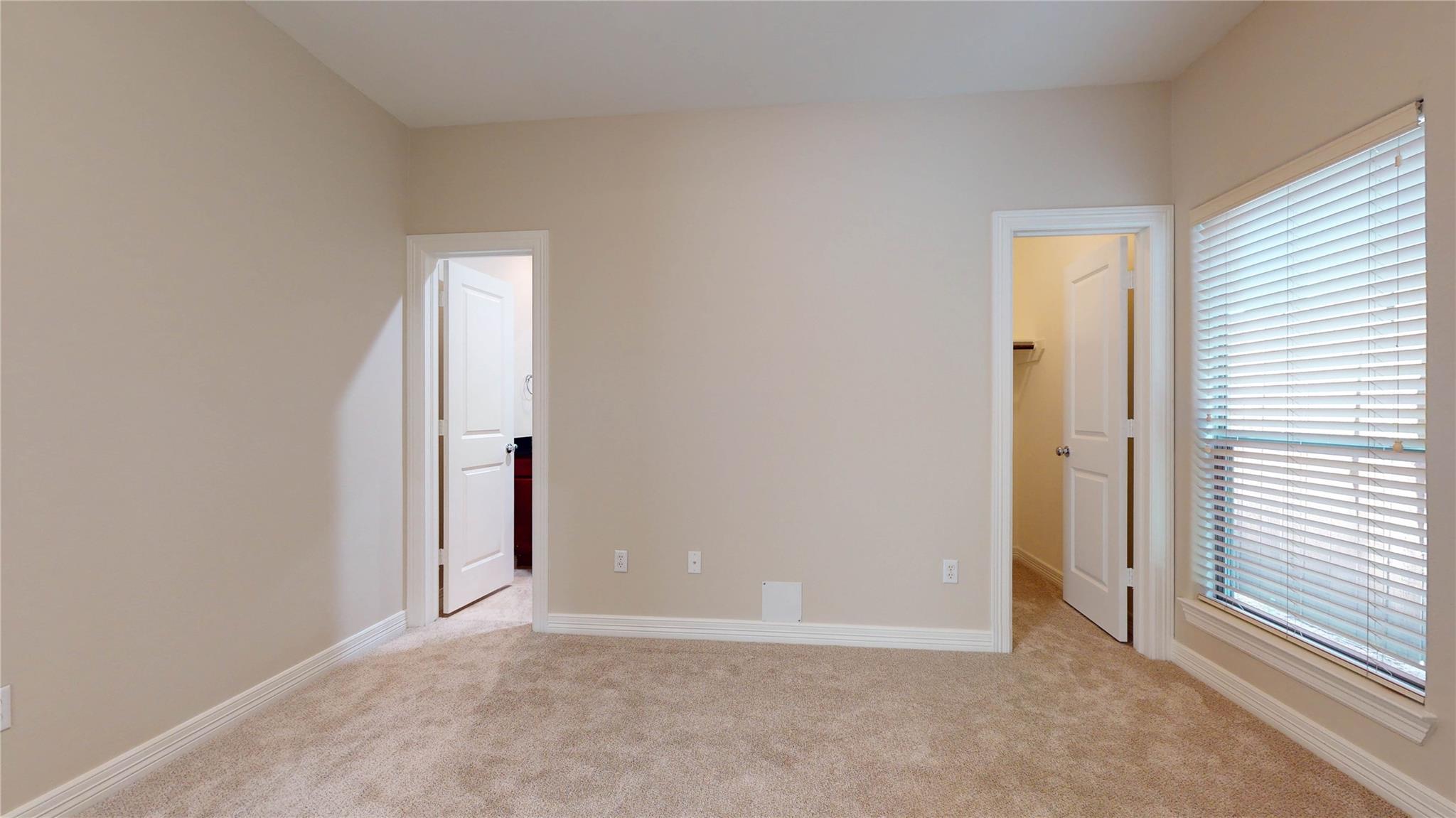 Cottage Grove / Washington Corridor Area home HH-103 photo 6