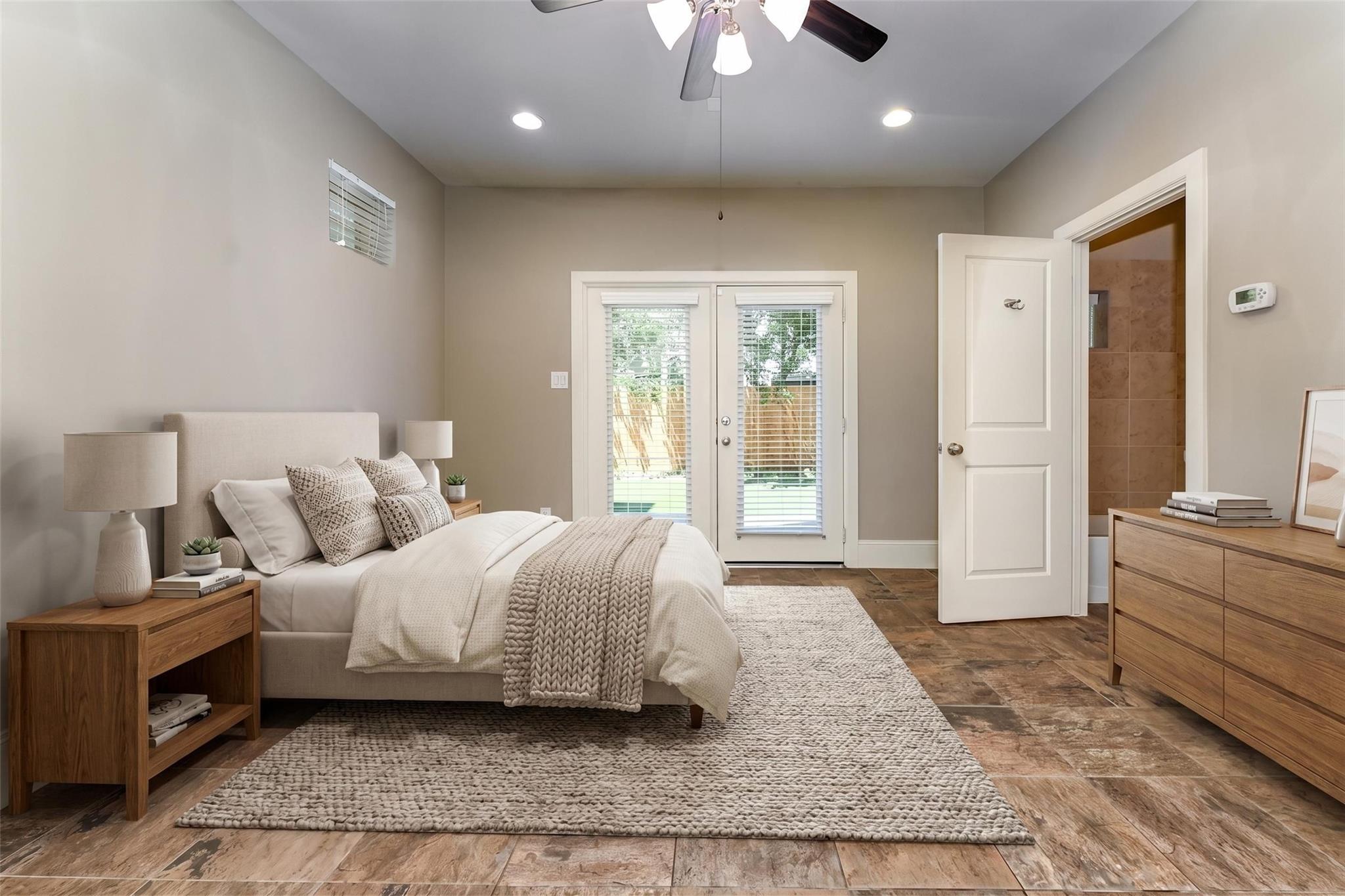 Cottage Grove / Washington Corridor Area home HH-121 photo 6