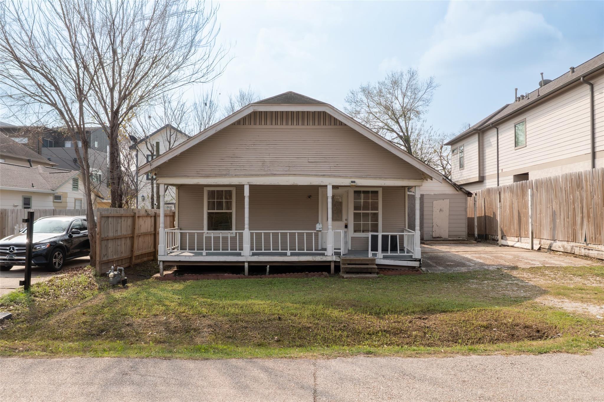 Cottage Grove / Washington Corridor Area home HH-127 photo 3