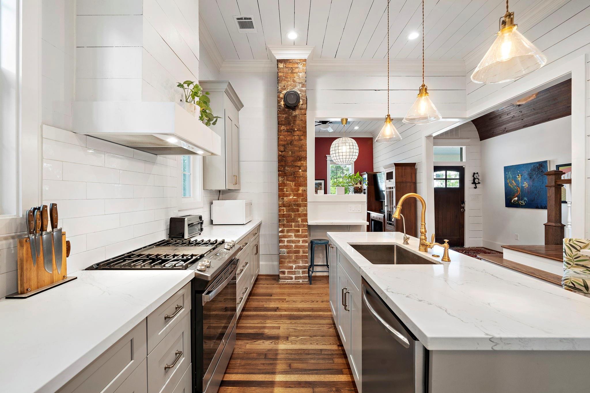 Woodland Heights / Near Northside Area home HH-133 photo 4