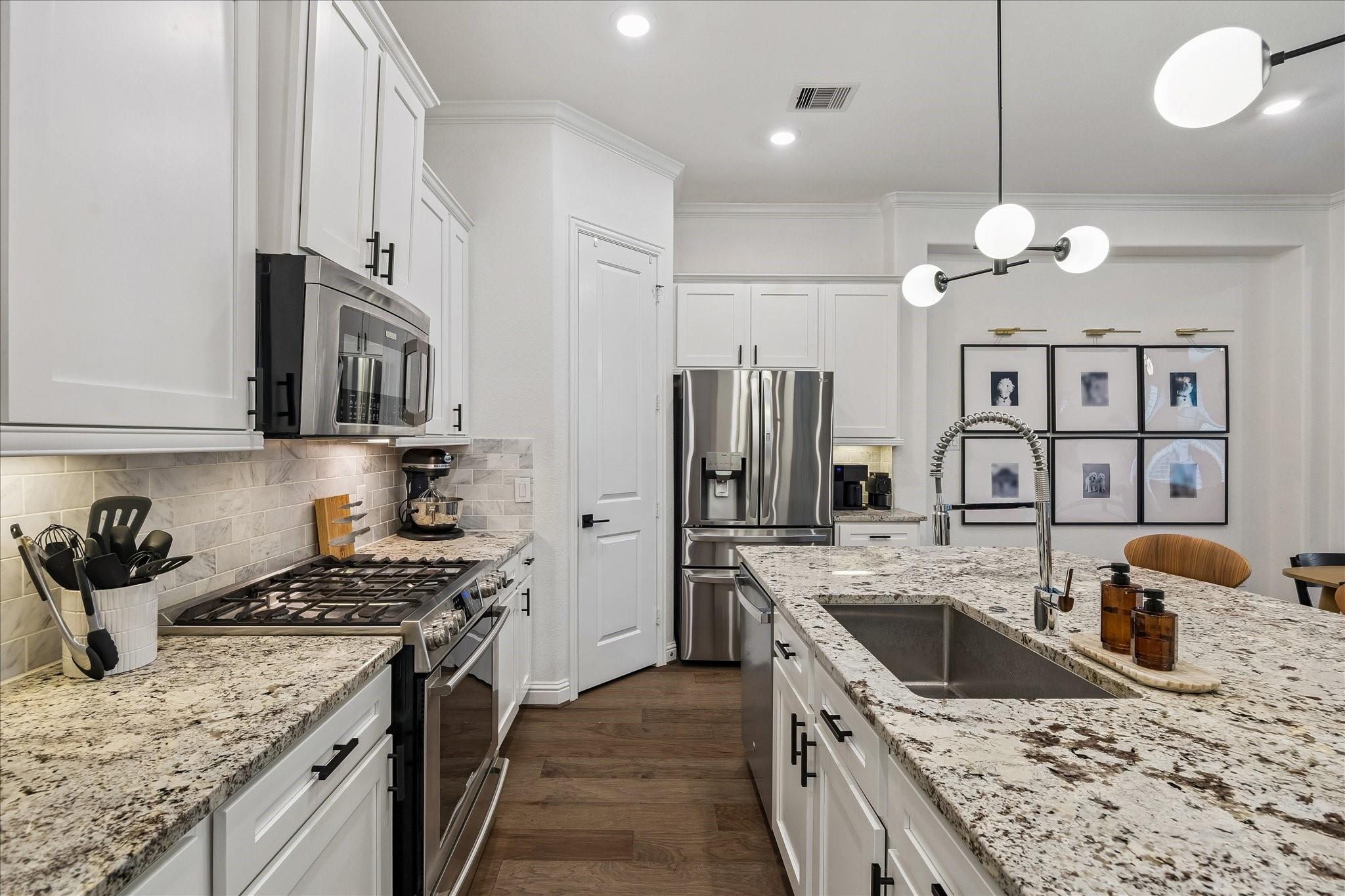 Oak Forest Area home HH-188 photo 6