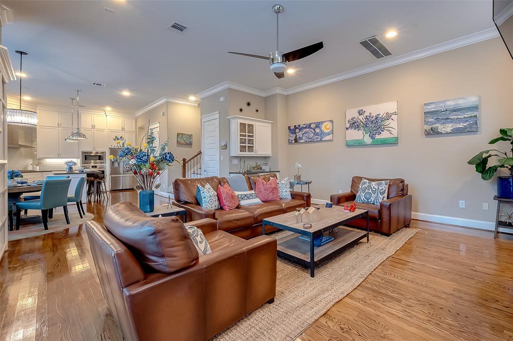 Houston Heights Area property preview