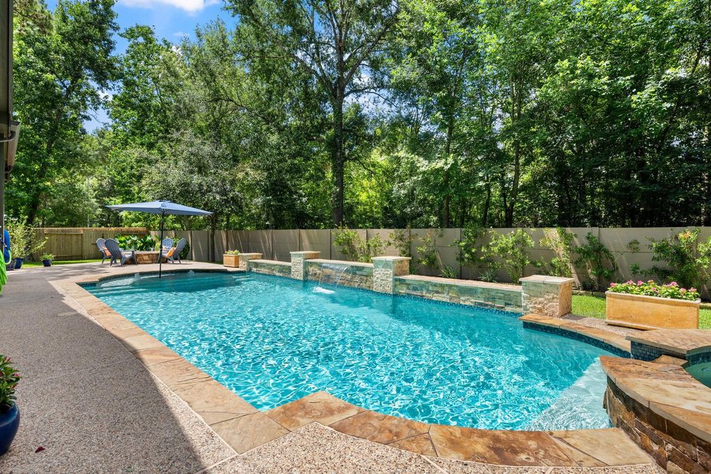 Porter, TX, 77365 luxury home LUX-005