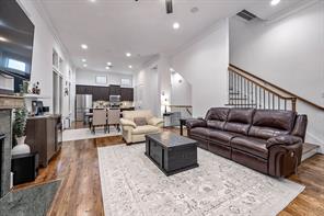 Houston Heights Area property preview