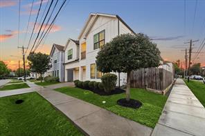 Cottage Grove / Washington Corridor Area property preview