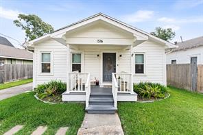Houston Heights Area property preview