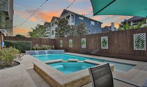Houston Heights Area property preview